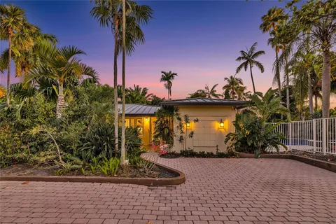 $1,050,000 | 1600 Northeast 16th Street, Fort Lauderdale, FL 33304