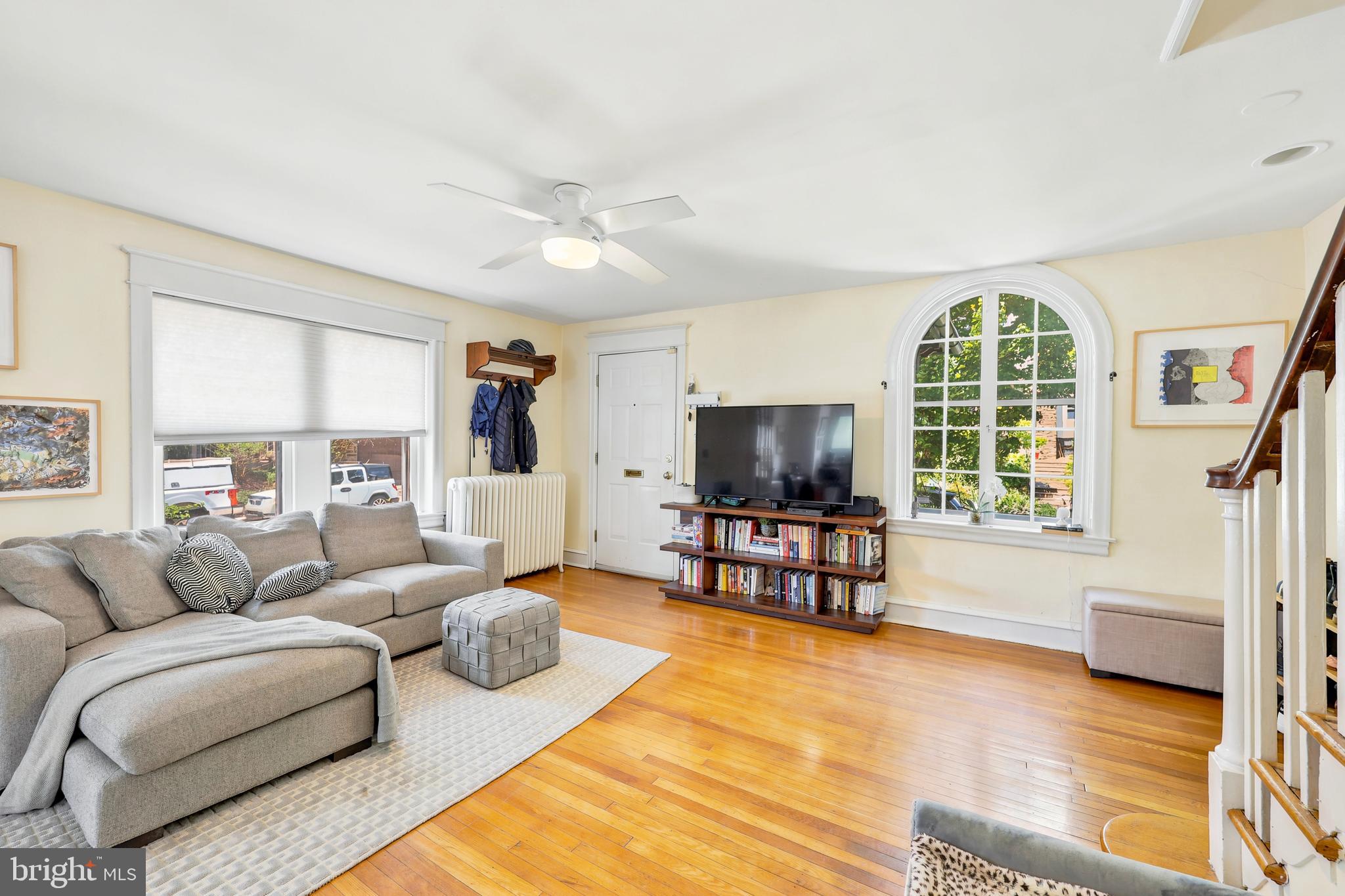 450 Wellesley Road Philadelphia, PA 19119 - Photo 4 of 16
