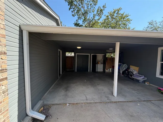 $1,575 | 5808 Cherry Park, Unit B, Austin, TX 78745