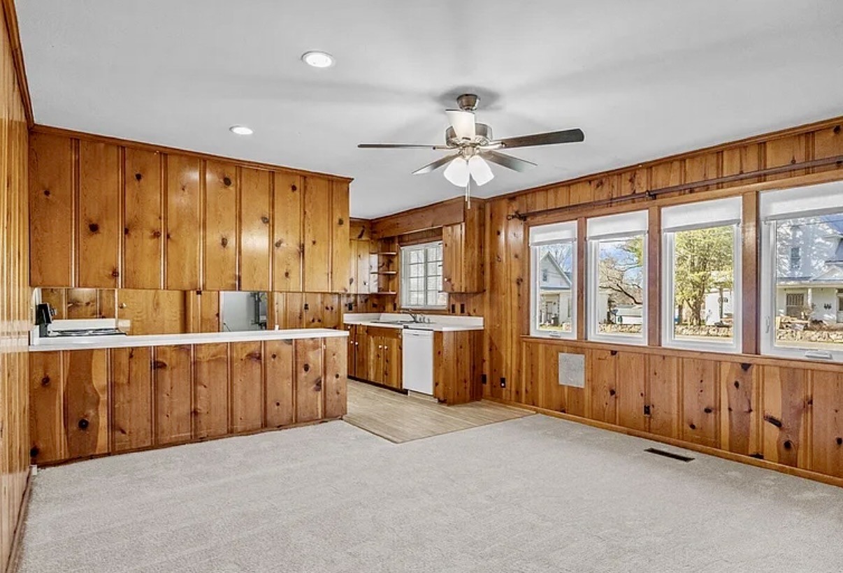 117 Perry Street Centerville, TN 37033 - Photo 2 of 12