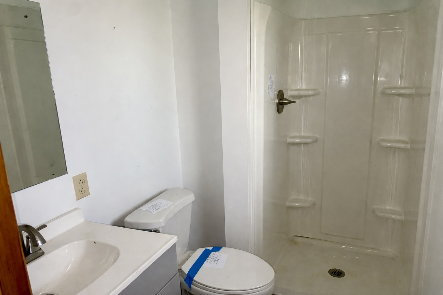 117 Perry Street Centerville, TN 37033 - Photo 7 of 12