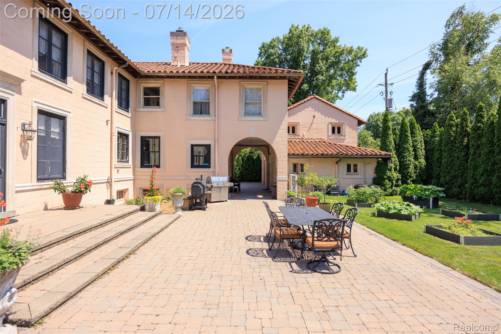 189 Cloverly Road Grosse Pointe, MI 48236 - Photo 77 of 96 189 Cloverly 10.jpeg