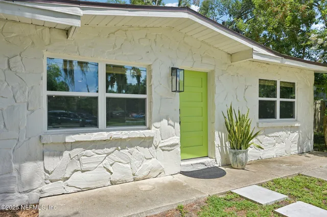 a view of house with outdoor space