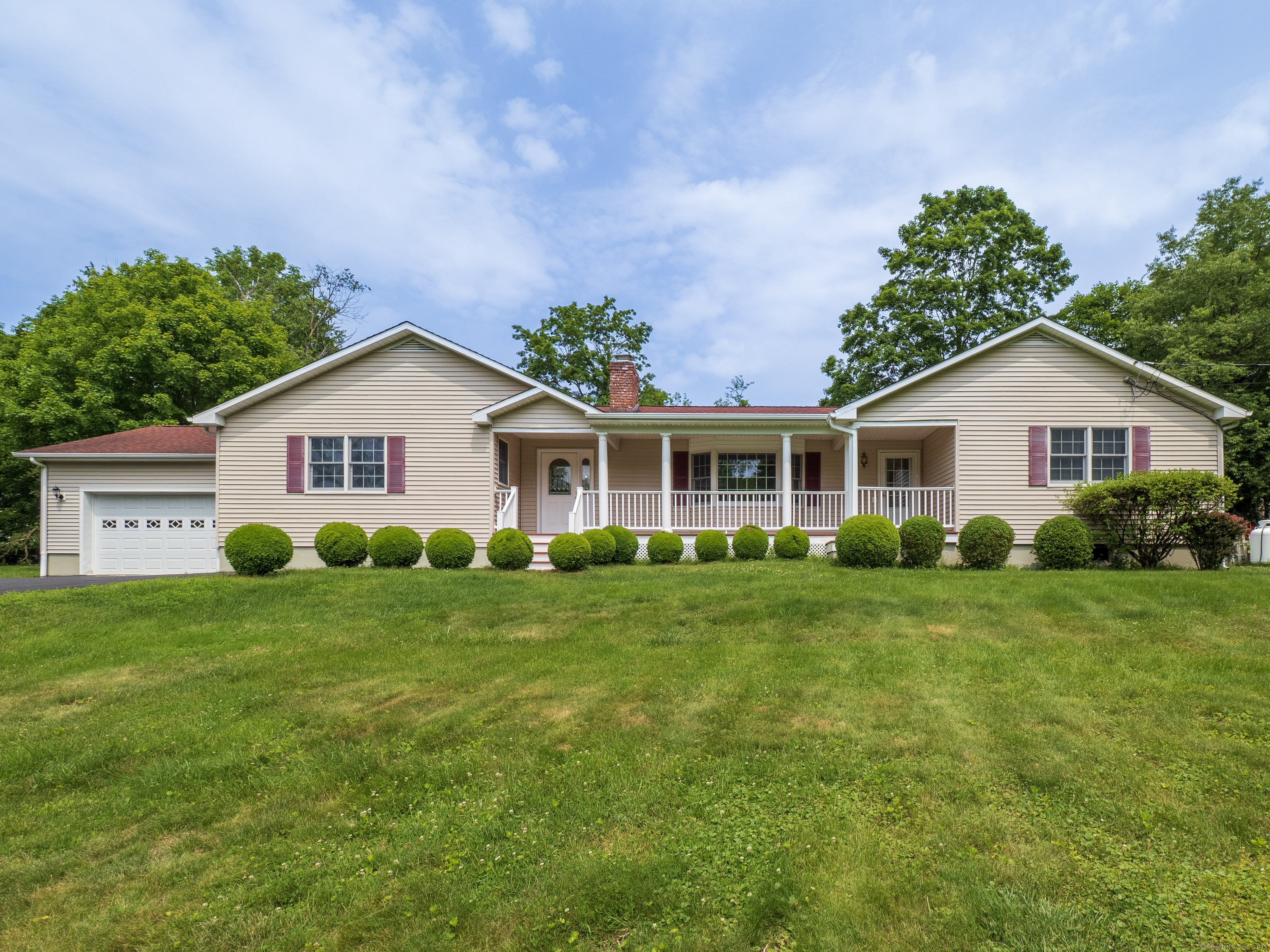 11 Scodon Drive Ridgefield, CT 06877 - Photo 1 of 1