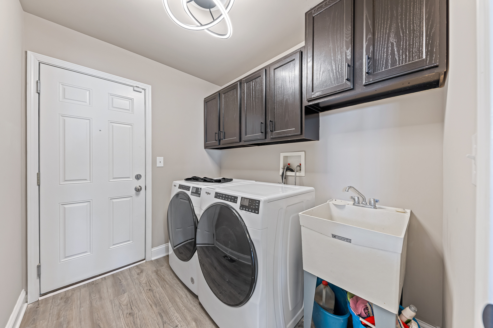 6006 West Carter Court Monee, IL 60449 - Photo 12 of 15 a utility room with dryer and washer