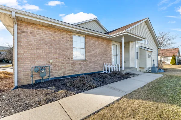 $314,900 | 6006 West Carter Court, Monee, IL 60449