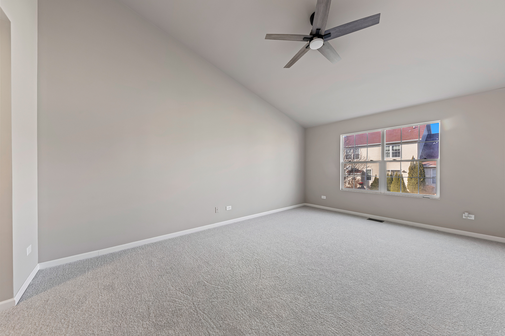 6006 West Carter Court Monee, IL 60449 - Photo 7 of 15 an empty room with windows