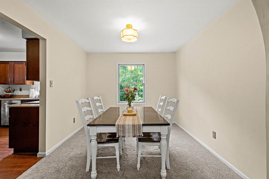 2321 Cramden Road Pittsburgh, PA 15241 - Photo 5 of 32 Gallery Image 5