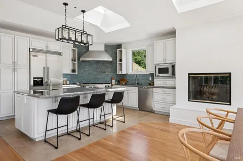 $1,995,000 | 115 Piper Lane, Fairfax, CA 94930