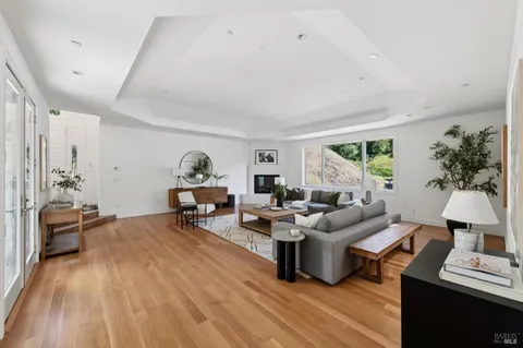 $1,995,000 | 115 Piper Lane, Fairfax, CA 94930