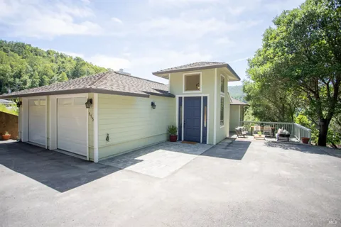 $1,995,000 | 115 Piper Lane, Fairfax, CA 94930