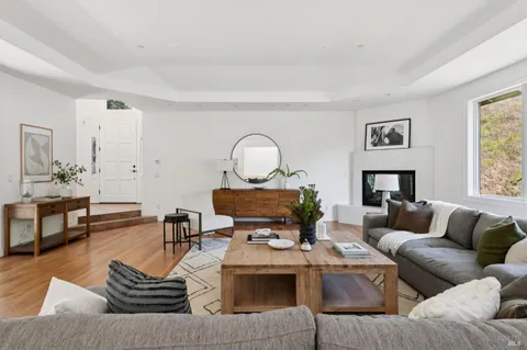 $1,995,000 | 115 Piper Lane, Fairfax, CA 94930