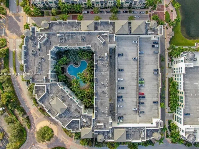 $270,000 | 510 Northwest 84th Avenue, Unit 412, Plantation, FL 33324