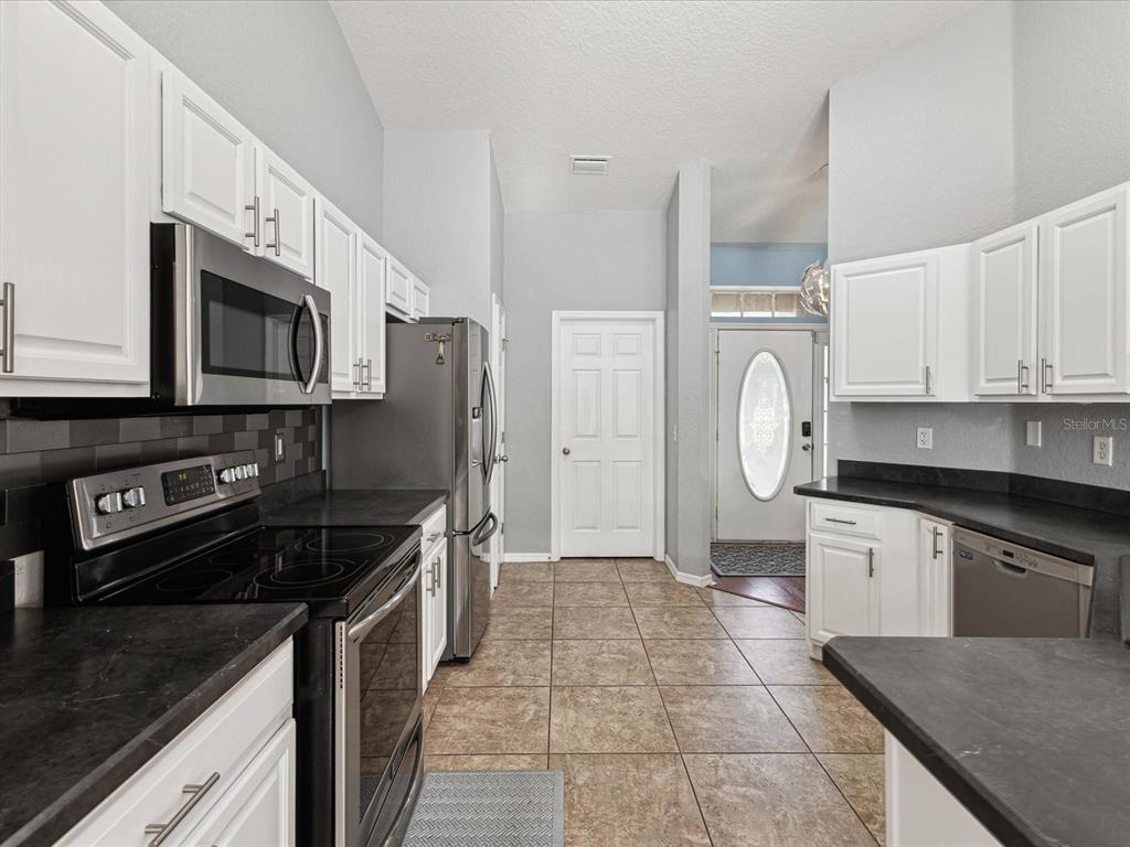 6076 Shiprock Avenue Spring Hill, FL 34608 - Photo 14 of 66