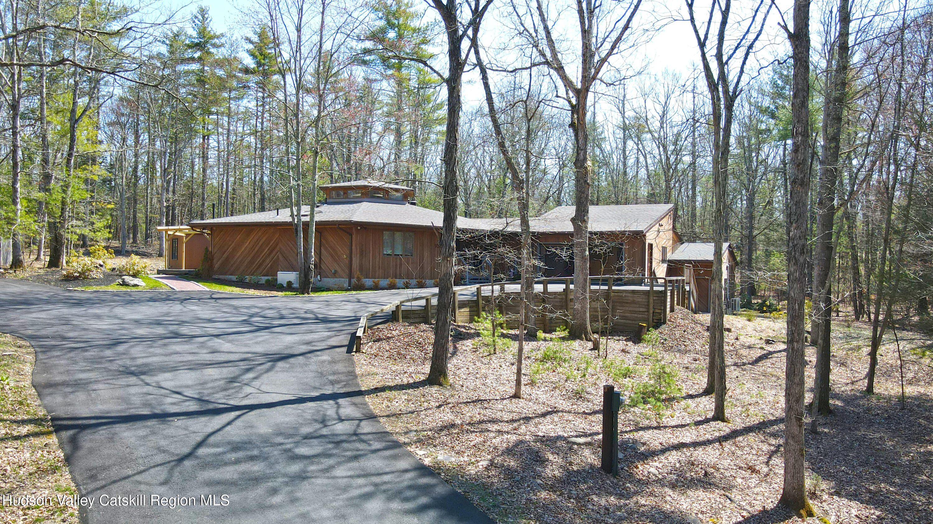 93 Phillips Road Saugerties, NY 12477 - Photo 3 of 60 front from driveway