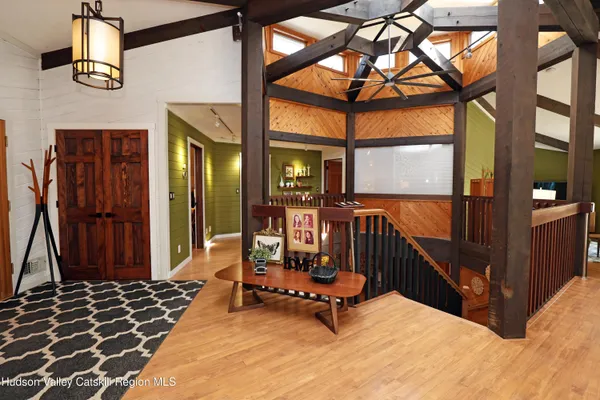$1,300,000 | 93 Phillips Road, Saugerties, NY 12477