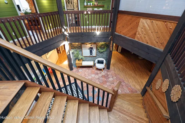 $1,300,000 | 93 Phillips Road, Saugerties, NY 12477