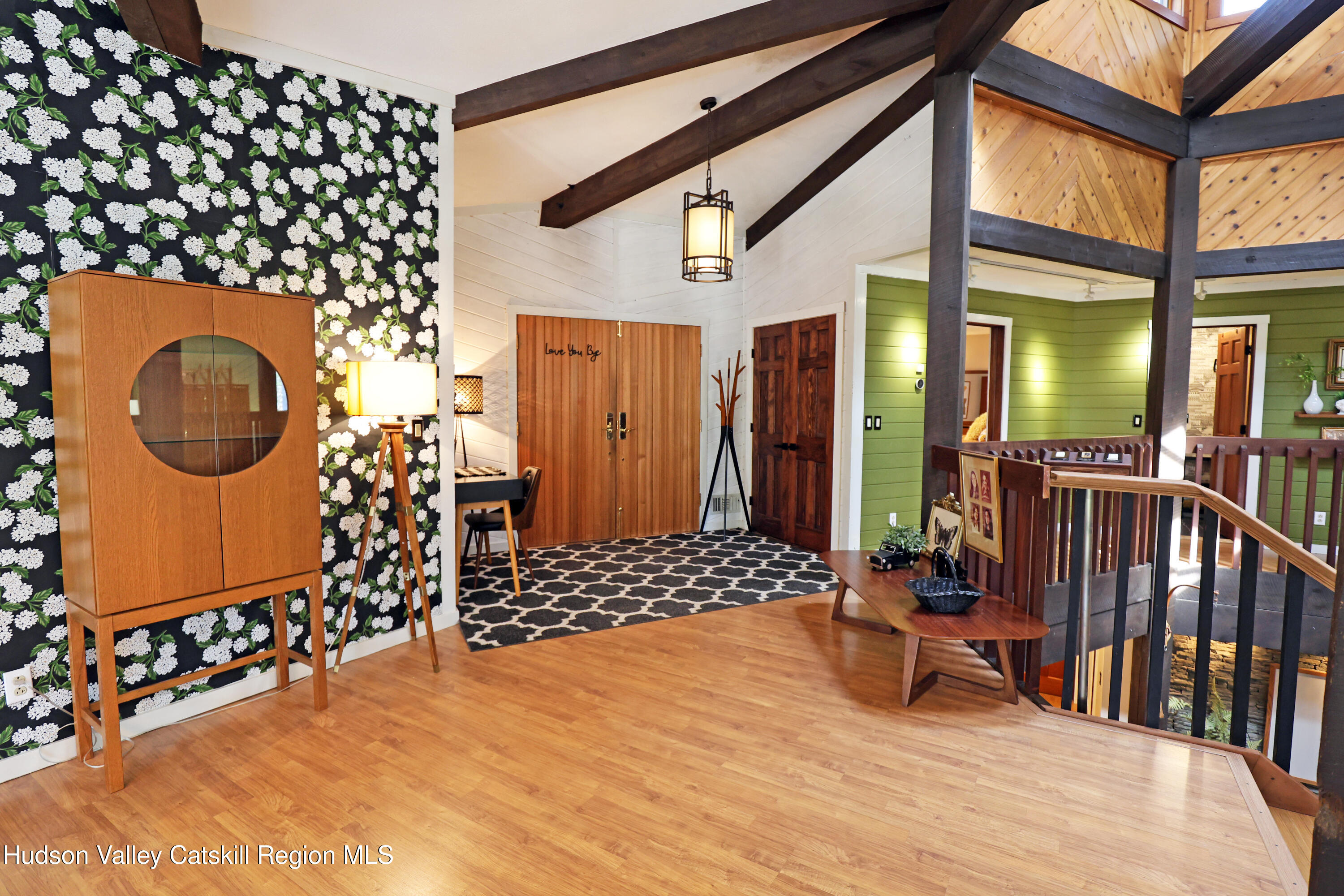 93 Phillips Road Saugerties, NY 12477 - Photo 5 of 60 IMG_7976