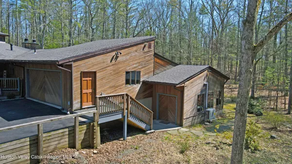 $1,300,000 | 93 Phillips Road, Saugerties, NY 12477