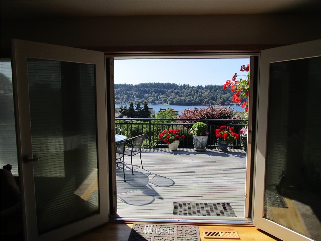 4005 Park Avenue North Renton, WA 98056 - Photo 11 of 24 Gallery Image 11