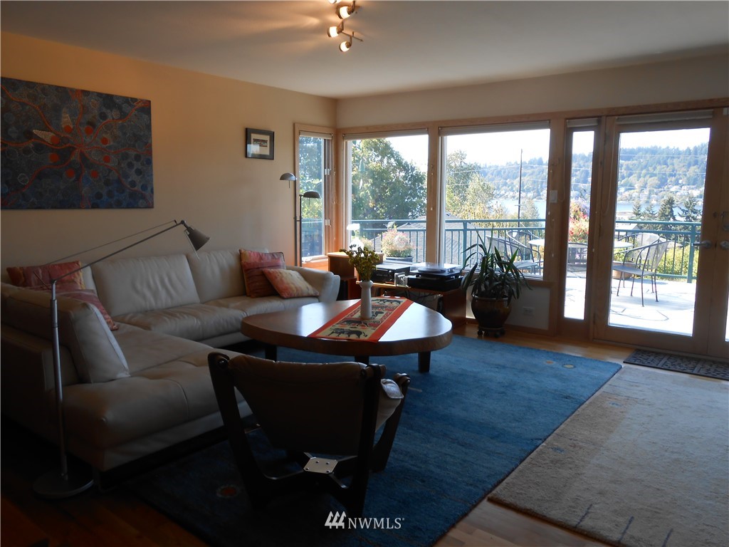 4005 Park Avenue North Renton, WA 98056 - Photo 8 of 24 Gallery Image 8