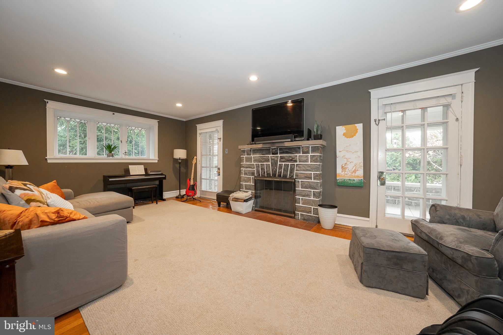 11 Glenbrook Road Ardmore, PA 19003 - Photo 11 of 37 Living Room