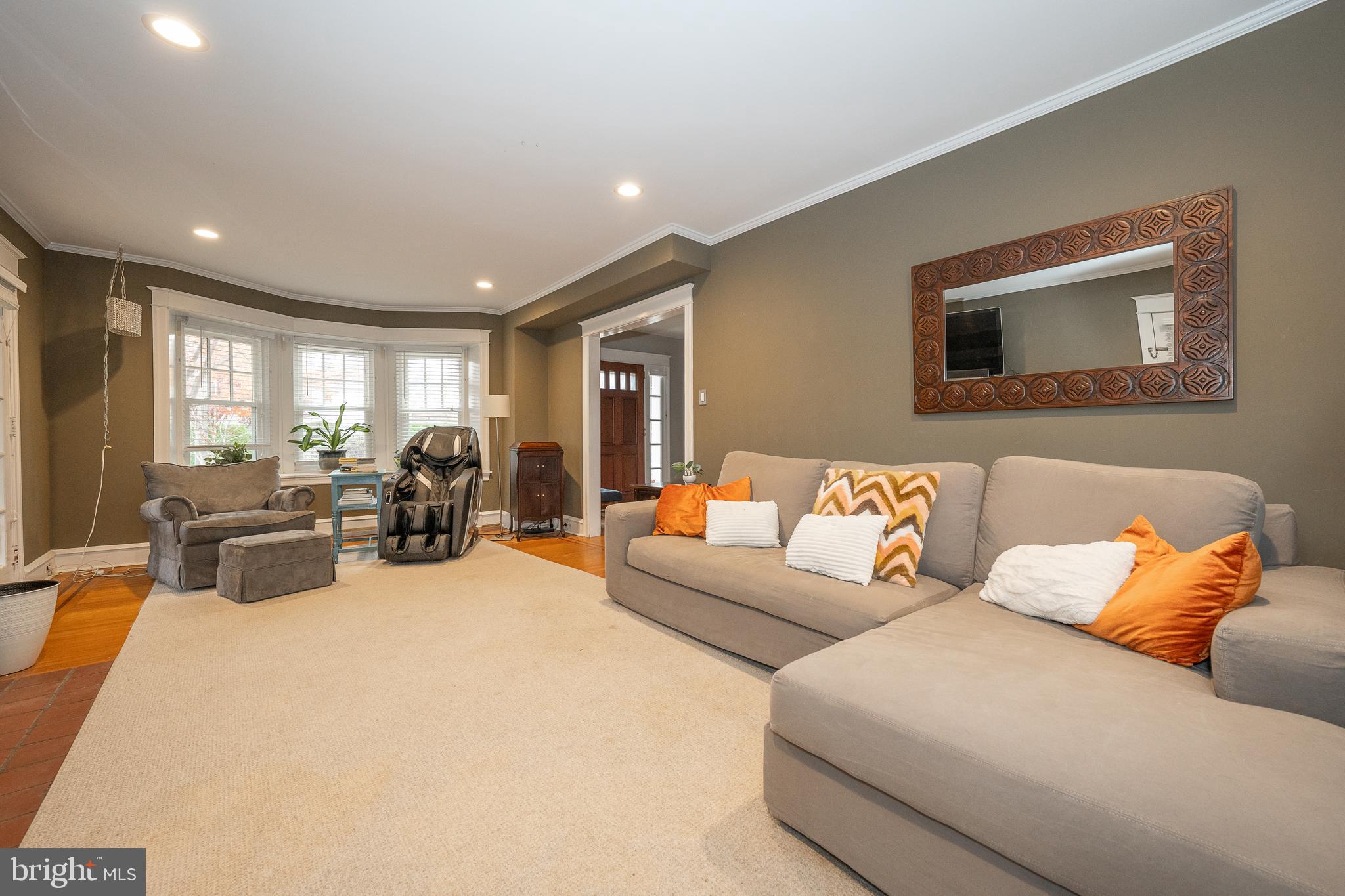11 Glenbrook Road Ardmore, PA 19003 - Photo 10 of 37 Living Room
