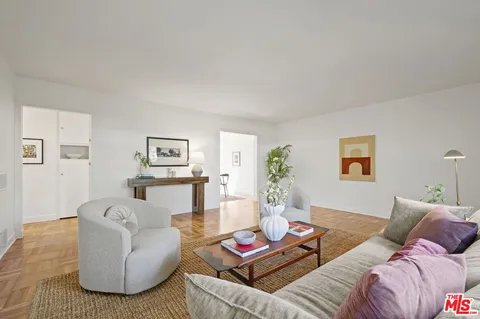 $620,000 | 5345 Village Green, Los Angeles, CA 90016