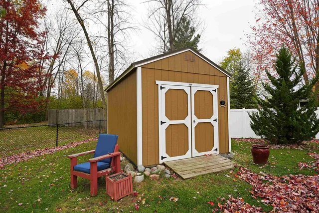 $295,000 | 203 Bitters Street, Oconto, WI 54153