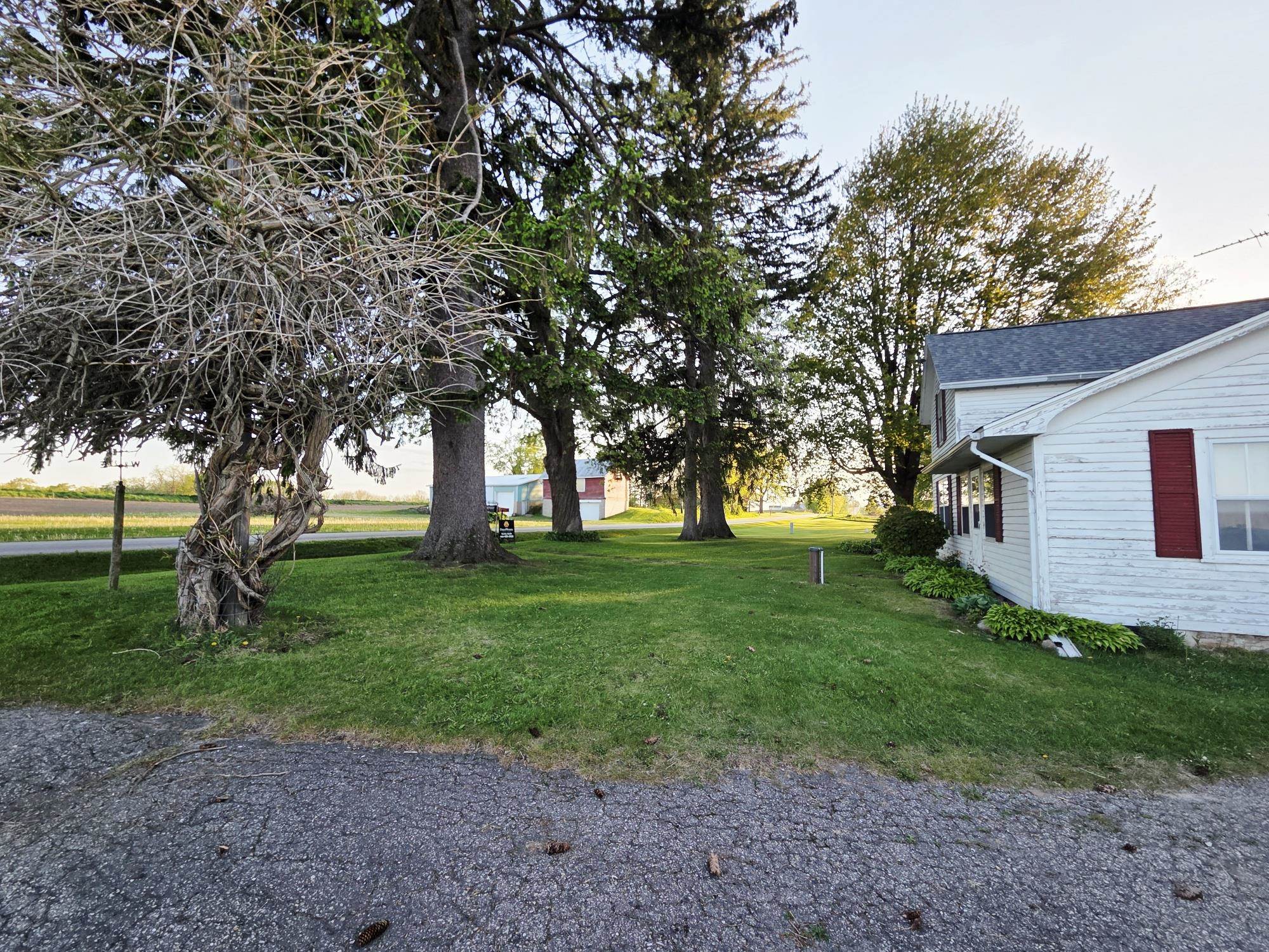 W3874 Vaughn Road Cambria, WI 53923 - Photo 31 of 52