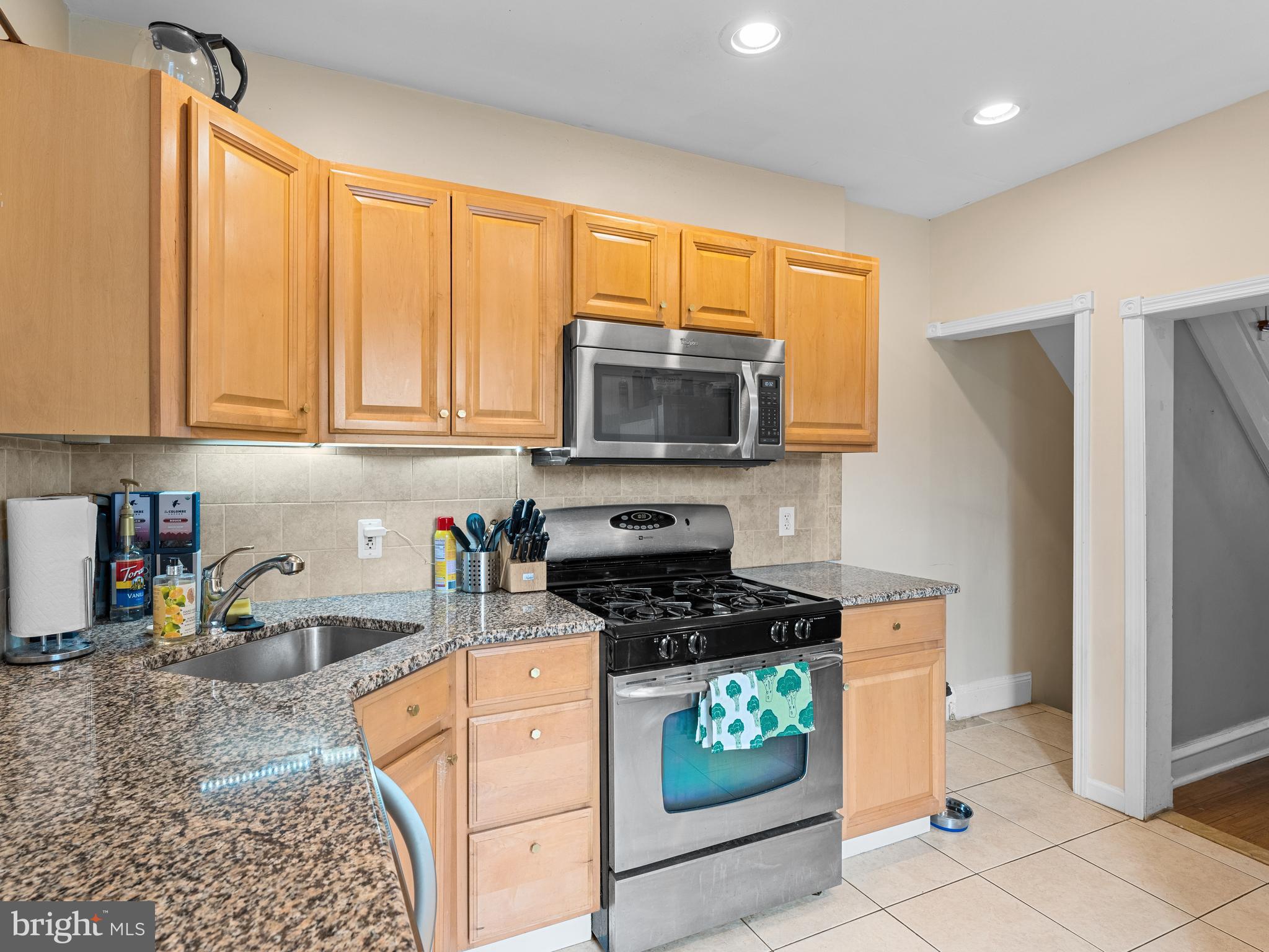 2673 Cedar Street Philadelphia, PA 19125 - Photo 10 of 29