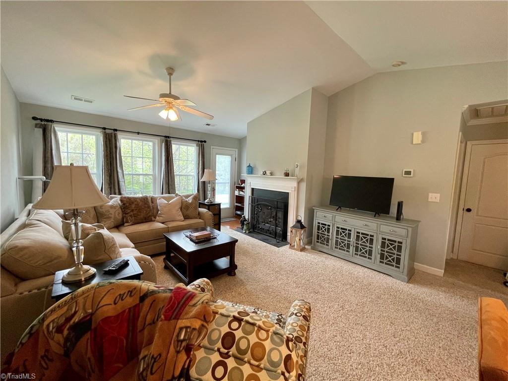 214 Troonsway Road Winston-Salem, NC 27127 - Photo 3 of 10