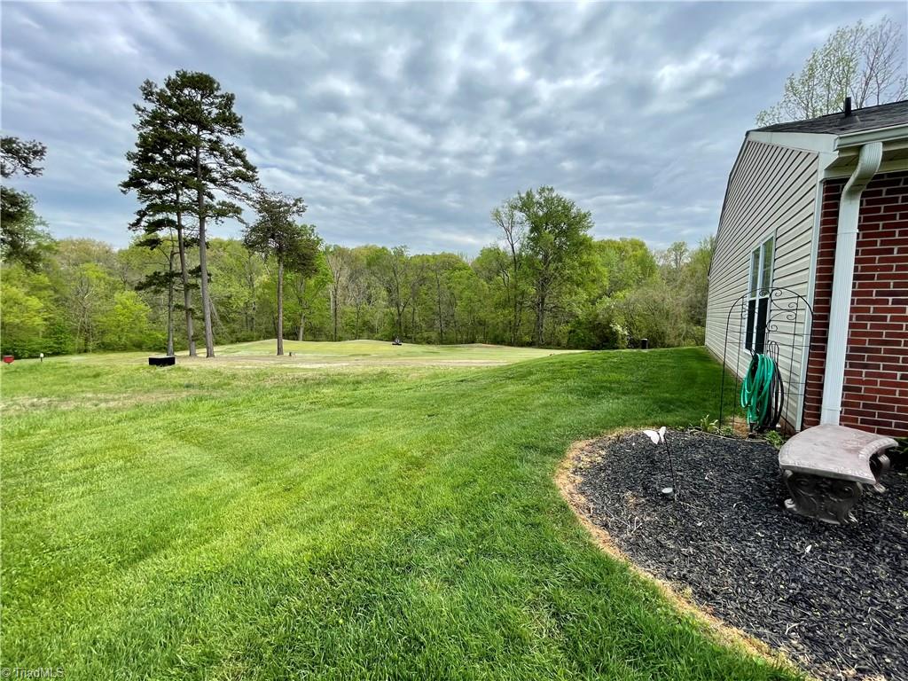214 Troonsway Road Winston-Salem, NC 27127 - Photo 9 of 10