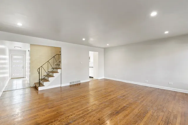 $179,000 | 1731 East 74th Street, Chicago, IL 60649