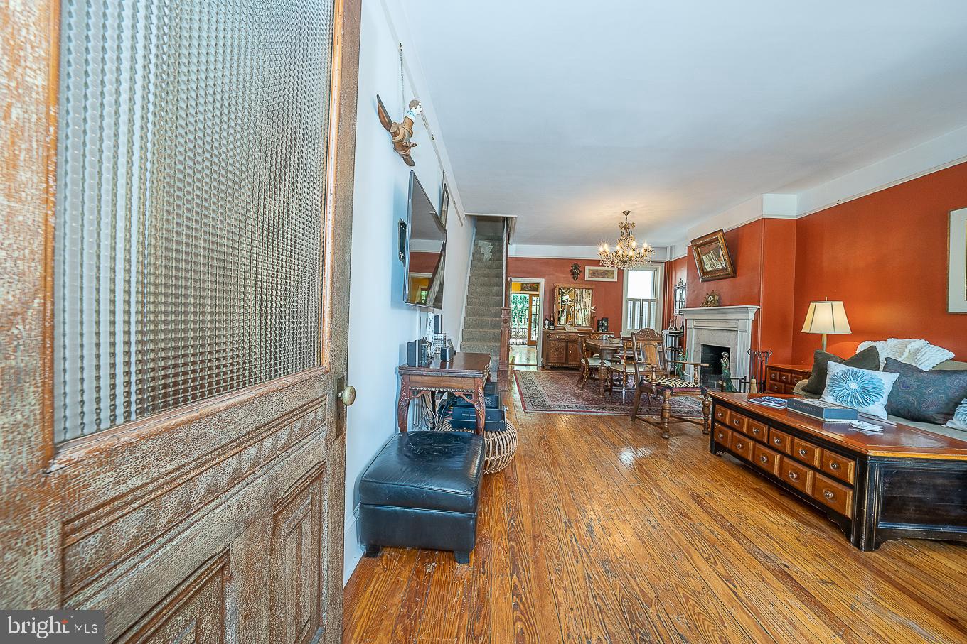 2309 Fairmount Avenue Philadelphia, PA 19130 - Photo 2 of 32