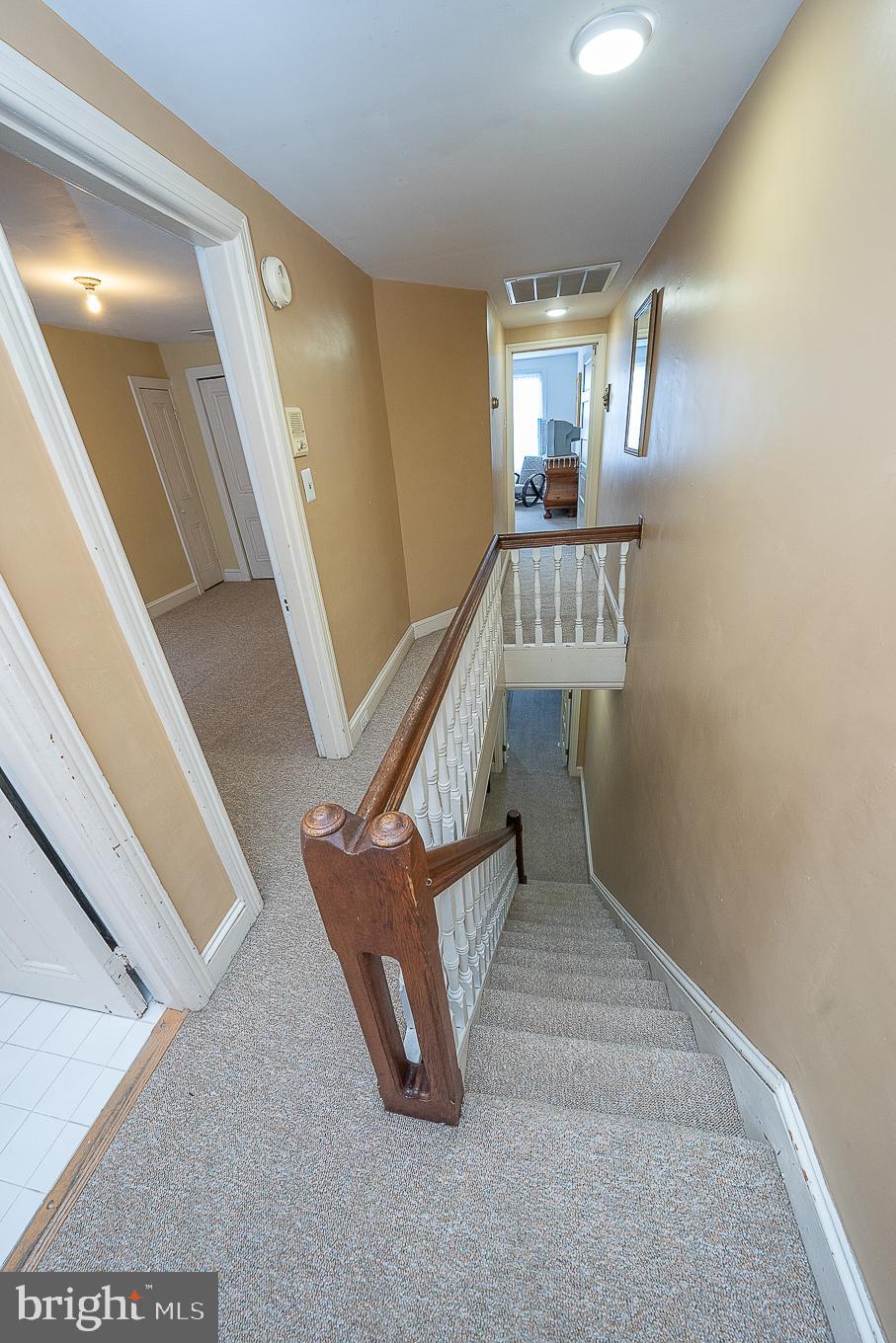 2309 Fairmount Avenue Philadelphia, PA 19130 - Photo 22 of 32 Hallway