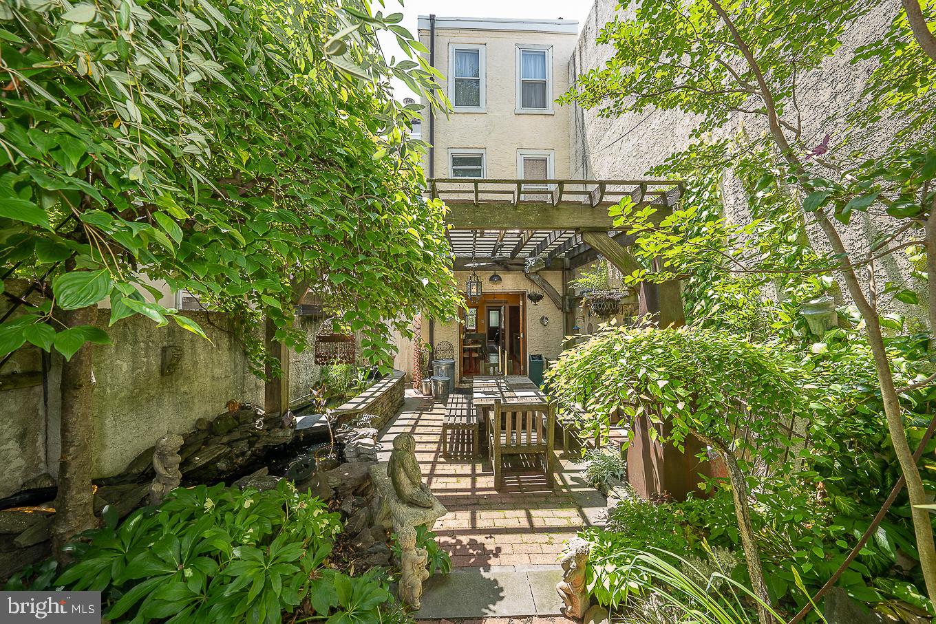 2309 Fairmount Avenue Philadelphia, PA 19130 - Photo 31 of 32