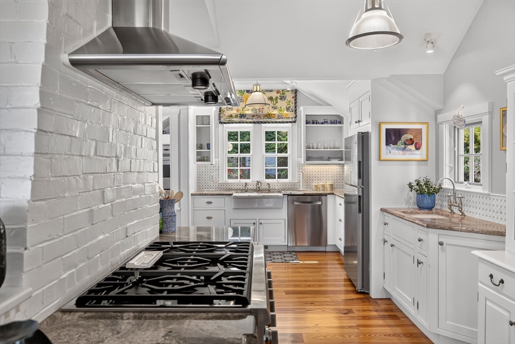 166 Shore Road Chatham, MA 02633 - Photo 20 of 39 Gallery Image 20