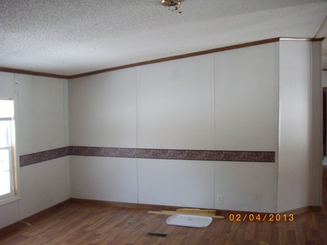 52 Goodson Road Rainelle, WV 25962 - Photo 8 of 11 Living room