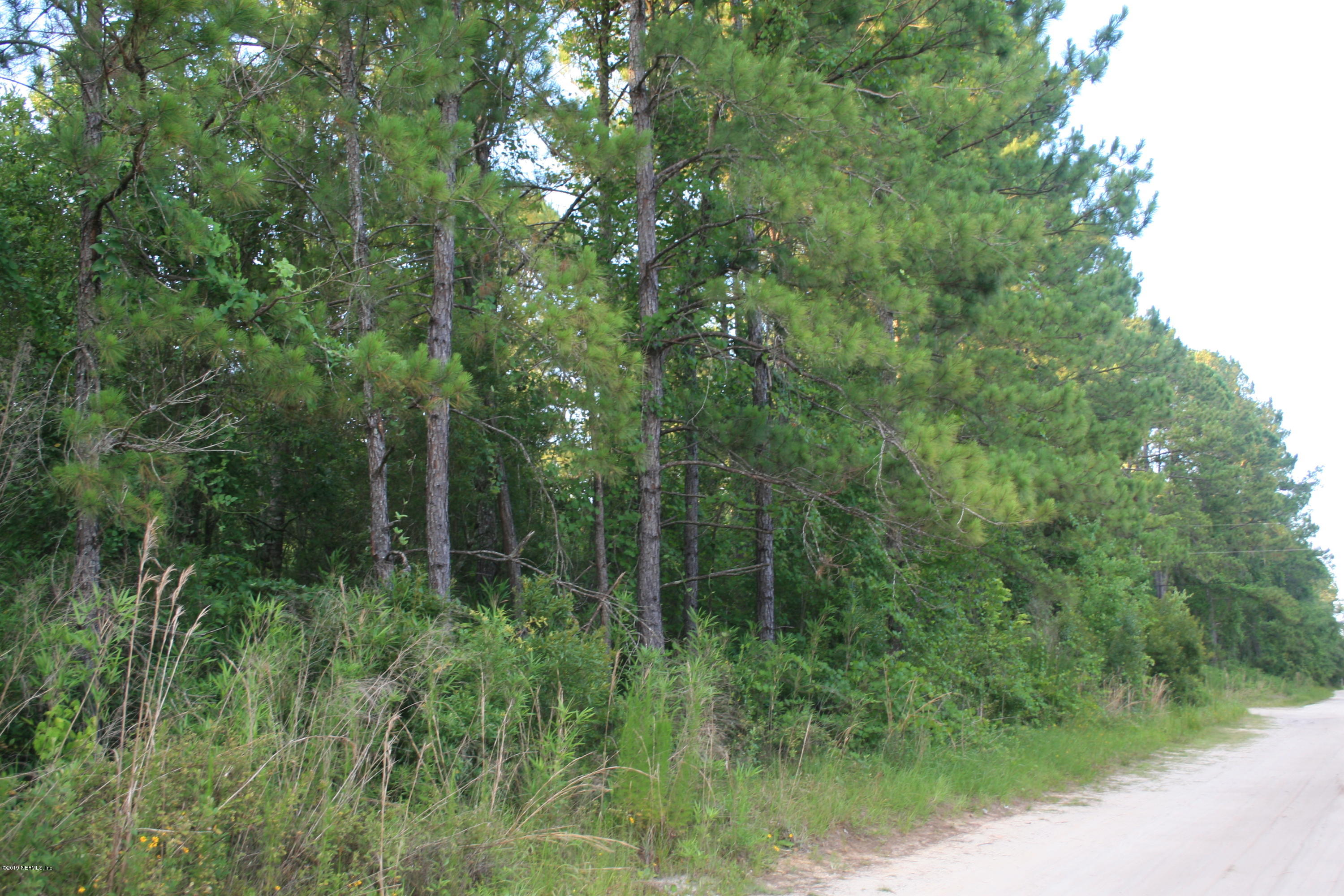 6012 Blueberry Hill Road Keystone Heights, FL 32656 - Photo 3 of 11 IMG_0216