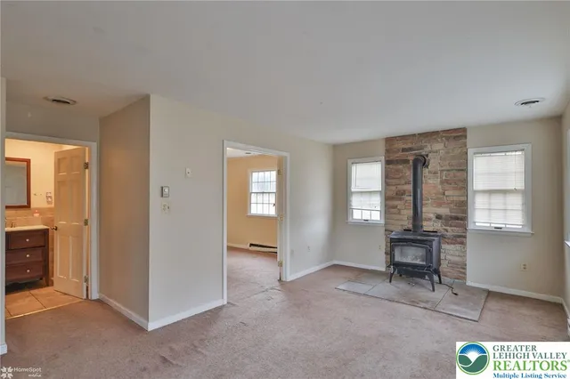 a view of empty room