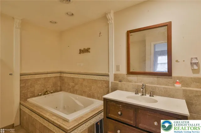 $449,000 | 210 South 16th Street, Emmaus, PA 18049