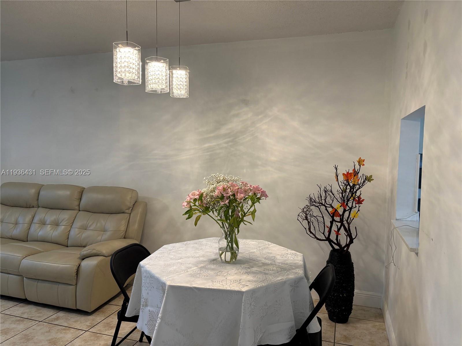 351 Cambridge Road, Unit 108 Hollywood, FL 33024 - Photo 13 of 37