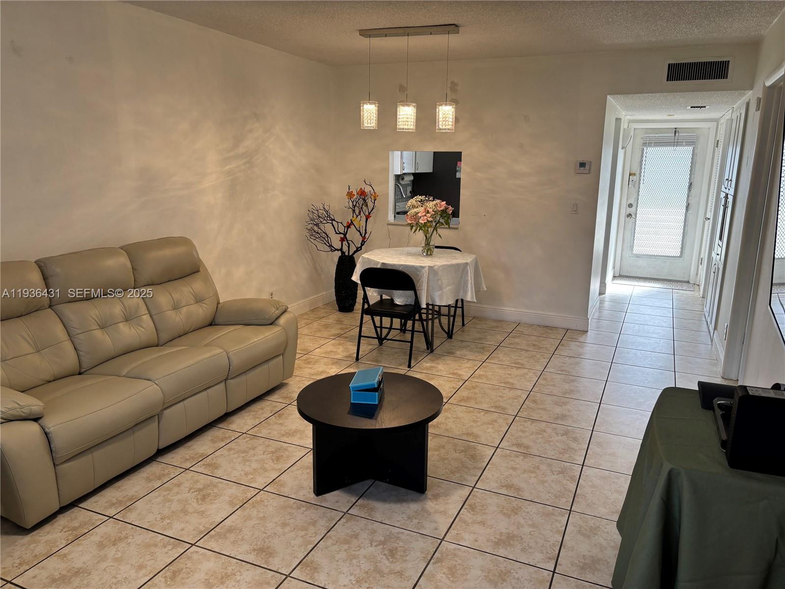 351 Cambridge Road, Unit 108 Hollywood, FL 33024 - Photo 15 of 37