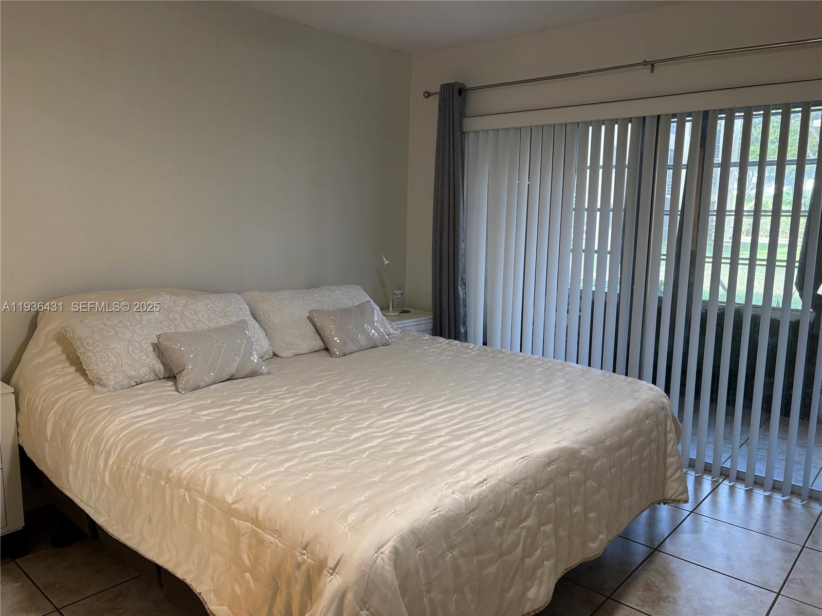 351 Cambridge Road, Unit 108 Hollywood, FL 33024 - Photo 17 of 37