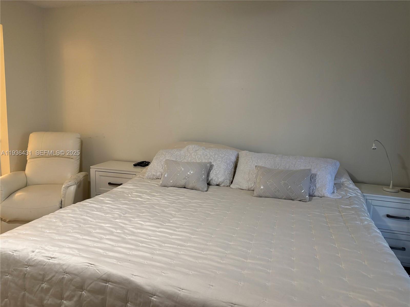 351 Cambridge Road, Unit 108 Hollywood, FL 33024 - Photo 19 of 37