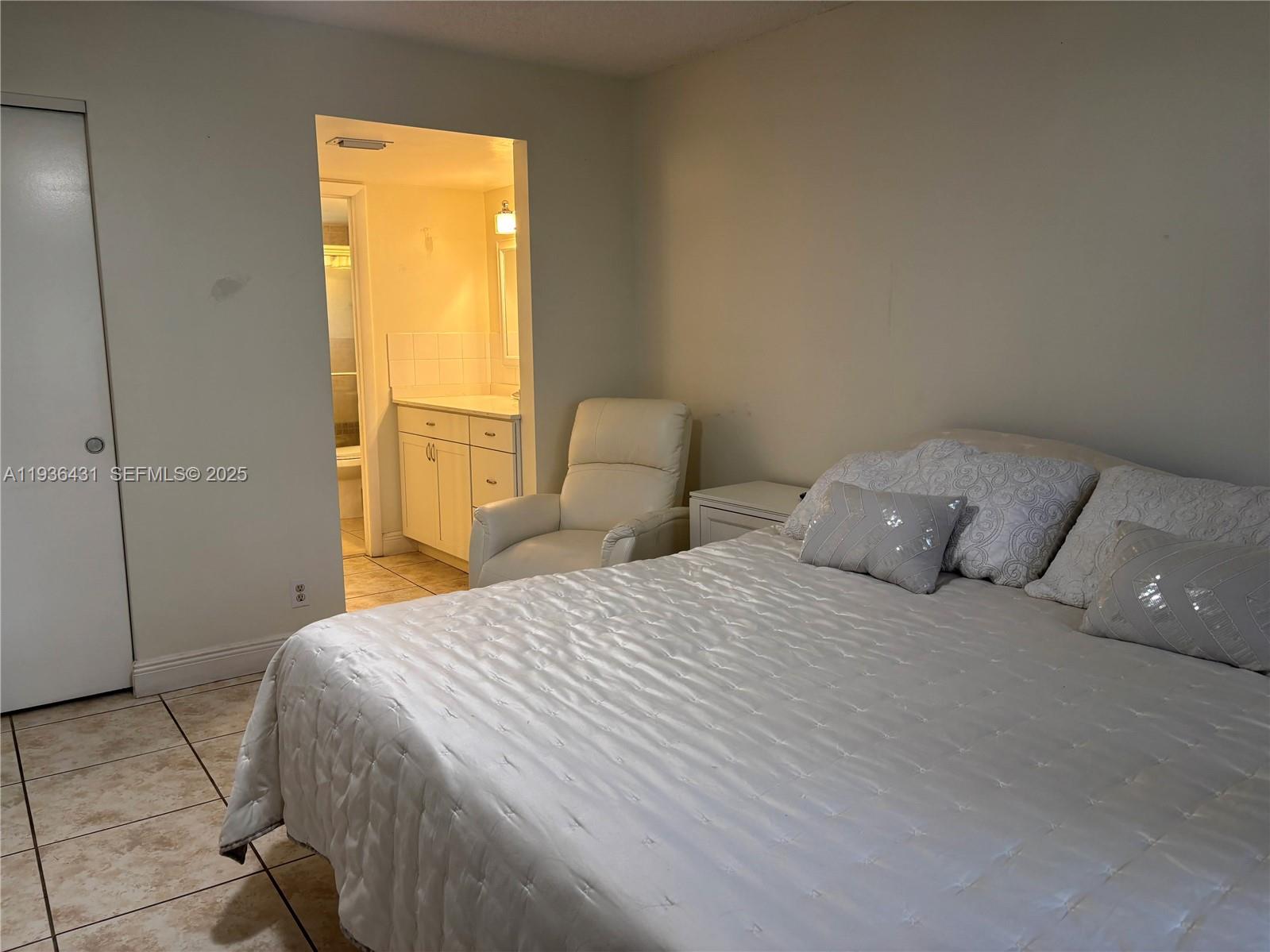 351 Cambridge Road, Unit 108 Hollywood, FL 33024 - Photo 25 of 37