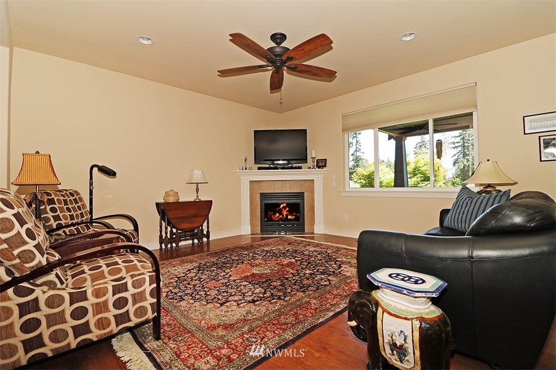 126 233rd Place Southeast Bothell, WA 98021 - Photo 11 of 25