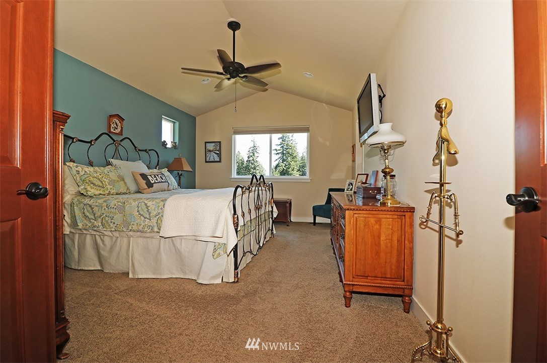 126 233rd Place Southeast Bothell, WA 98021 - Photo 13 of 25