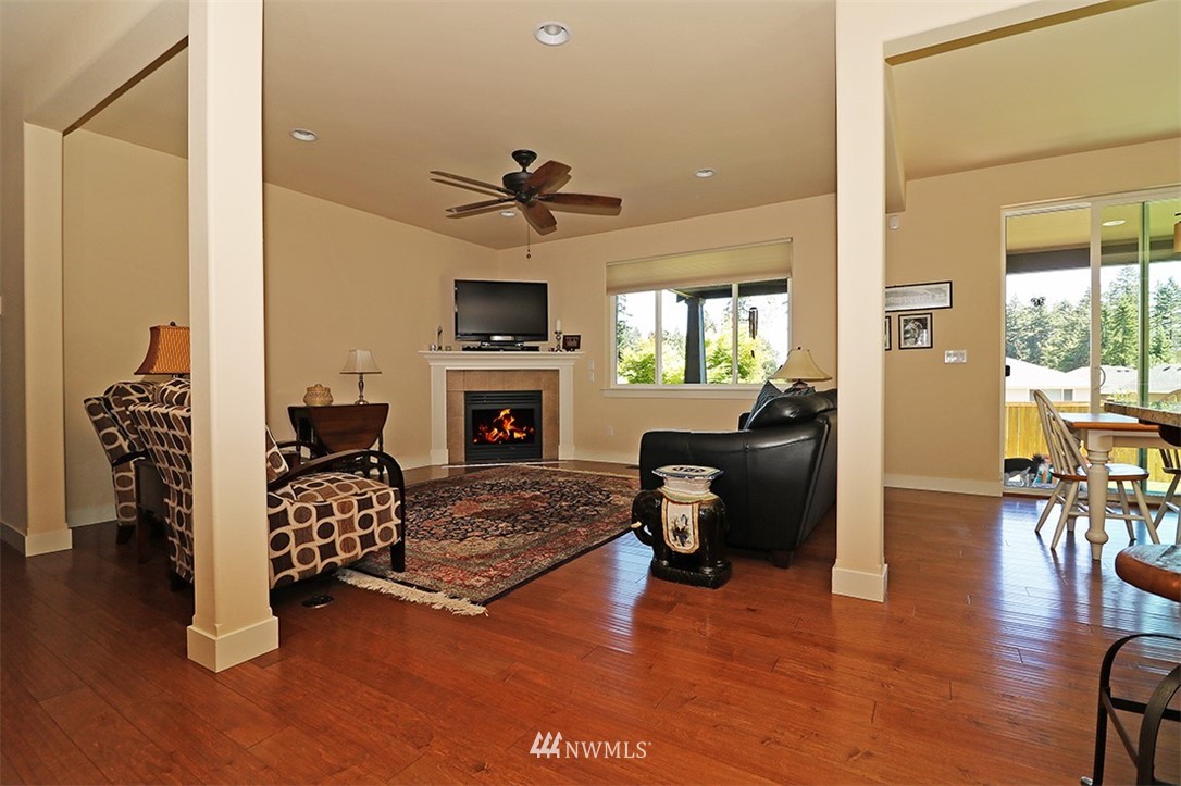 126 233rd Place Southeast Bothell, WA 98021 - Photo 5 of 25